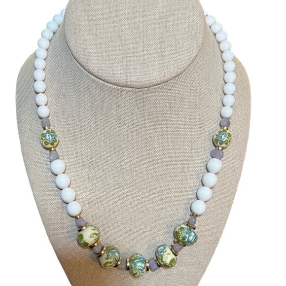 Vintage Painted Enamel Design Purple Stone White Bead Necklace - Picture 7 of 8